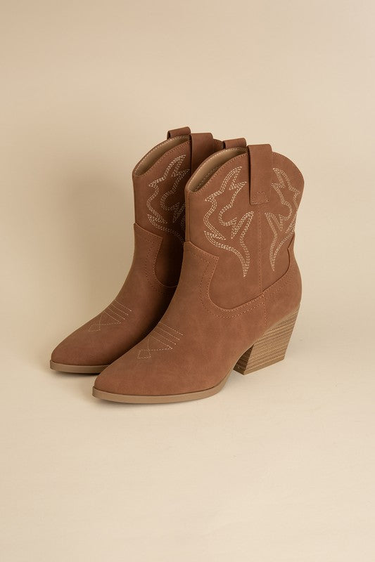 Dalton Cowgirl boots (denim & cognac)