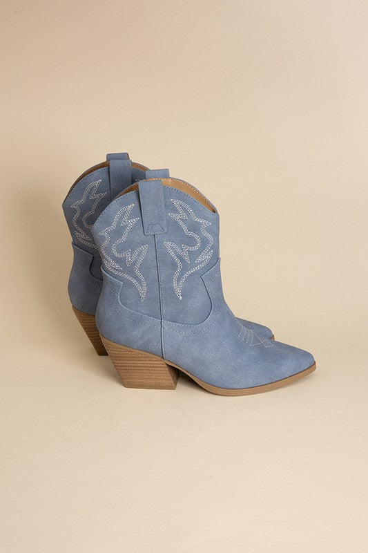 Dalton Cowgirl boots (denim & cognac)