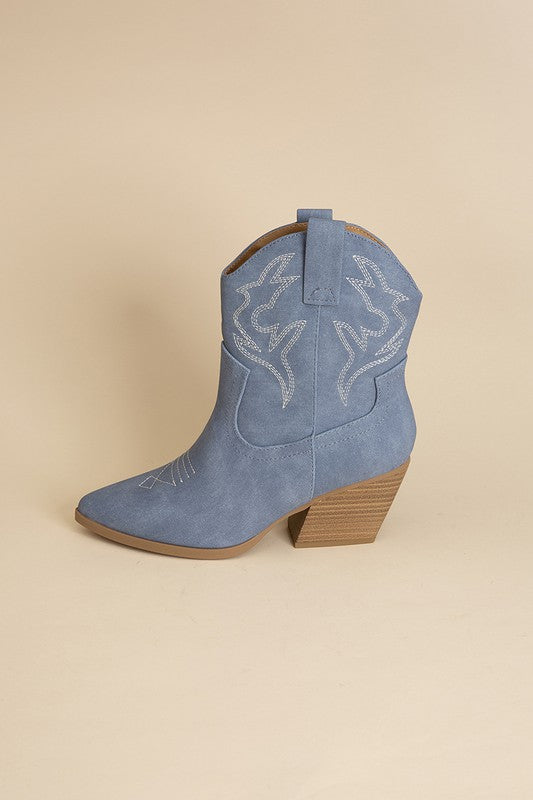 Dalton Cowgirl boots (denim & cognac)