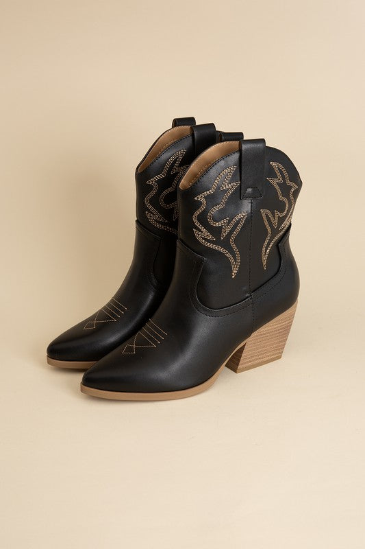 Dalton cowgirl boots (black and bone)